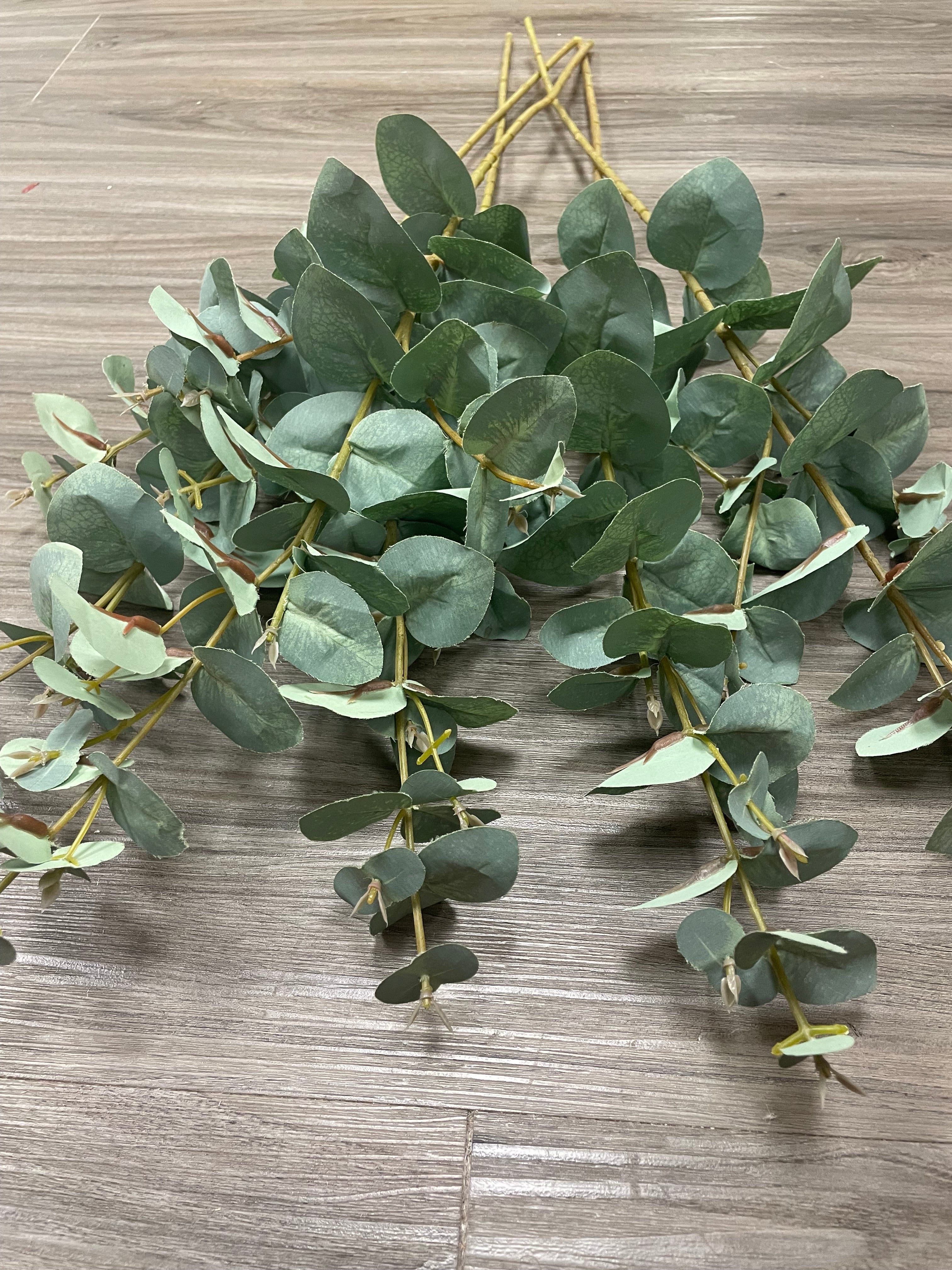 3Bunches/5Bunches Eucalyptus Greenery Stems, Artificial Silver Dollar Leaves, Realistic Filler for Wedding & Home Decor (AG13)