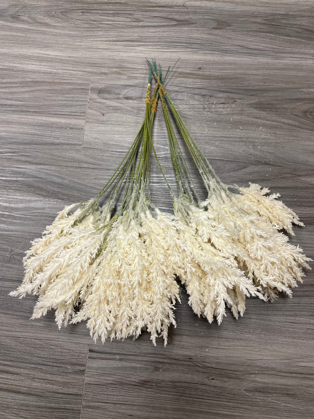 3Bunches/5Bunches Artificial Pampas Grass Stems, Cream White Fluffy Filler, Realistic Dried Look for Wedding & DIY Decor (AF6)