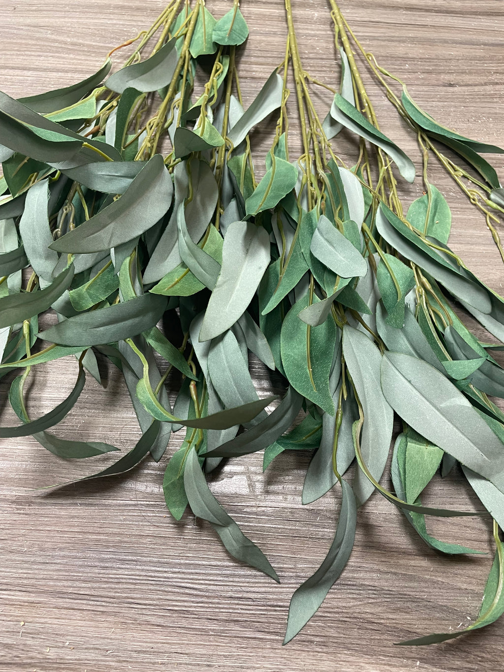 3Bunches/5Bunches Artificial Eucalyptus Stems, Realistic Draping Greenery, Soft-Touch Filler for Wedding & DIY Decor (AG7）